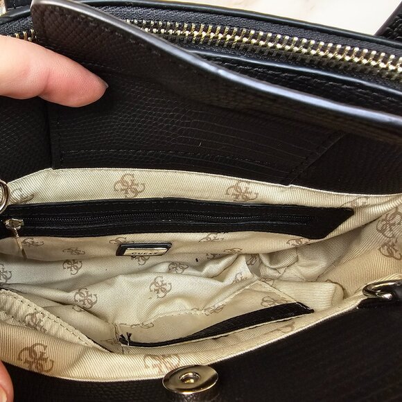 Guess Huntley Small Cali Satchel, Black - Picture 3 of 9